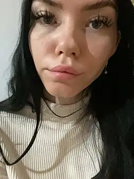 Snapshot of Lisaaa_Alisa chatting on January 17, 11:29 pm Lisaaa Alisa online show from January 17, 11:29 pm