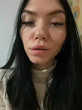 Snapshot of Lisaaa_Alisa chatting on January 18, 2:47 am Lisaaa Alisa online show from January 18, 2:47 am