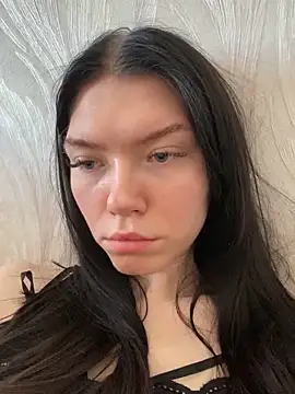 Snapshot of Lisaaa_Alisa chatting on February 3, 8:35 am Lisaaa Alisa online show from February 3, 8:35 am