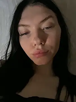 Snapshot of Lisaaa_Alisa chatting on February 6, 7:18 pm Lisaaa Alisa online show from February 6, 7:18 pm