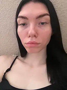 Snapshot of Lisaaa_Alisa chatting on February 13, 3:39 am Lisaaa Alisa online show from February 13, 3:39 am