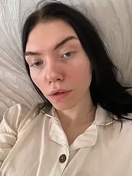 Snapshot of Lisaaa_Alisa chatting on February 27, 9:32 am Lisaaa Alisa online show from February 27, 9:32 am