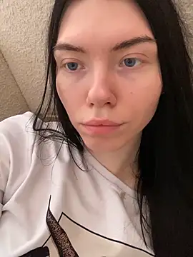 Snapshot of Lisaaa_Alisa chatting on March 4, 10:35 am Lisaaa Alisa online show from March 4, 10:35 am