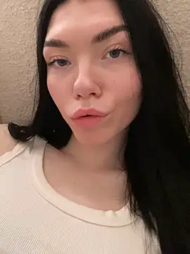 Snapshot of Lisaaa_Alisa chatting on March 18, 9:52 am Lisaaa Alisa online show from March 18, 9:52 am