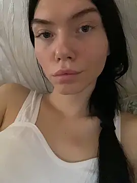 Snapshot of Lisaaa_Alisa chatting on September 20, 9:10 am Lisaaa Alisa online show from September 20, 9:10 am