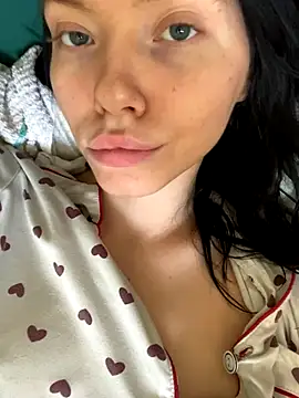 Snapshot of Lisaaa_Alisa chatting on October 31, 5:08 am Lisaaa Alisa online show from October 31, 5:08 am