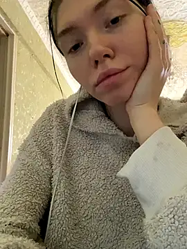 Snapshot of Lisaaa_Alisa chatting on November 6, 4:24 am Lisaaa Alisa online show from November 6, 4:24 am