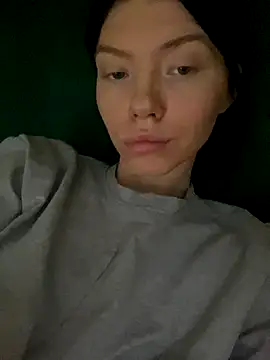 Snapshot of Lisaaa_Alisa chatting on November 23, 2:44 am Lisaaa Alisa online show from November 23, 2:44 am