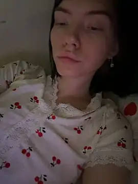 Lisaaa Alisa online show from March 13, 7:20 pm