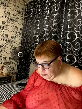 Snapshot of Klio5678 chatting on November 14, 8:51 pm Klio5678 online show from November 14, 8:51 pm