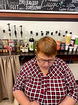 Snapshot of Klio5678 chatting on December 3, 3:54 pm Klio5678 online show from December 3, 3:54 pm