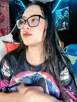 Snapshot of Janna_mnt chatting on November 25, 3:17 am Janna mnt online show from November 25, 3:17 am