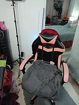 Snapshot of Marie_Mature chatting on February 20, 12:07 am Marie Mature online show from February 20, 12:07 am