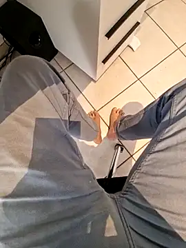 Snapshot of Lorent6969 chatting on March 20, 7:58 am Lorent6969 online show from March 20, 7:58 am