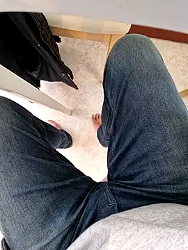 Snapshot of Lorent6969 chatting on October 29, 6:48 am Lorent6969 online show from October 29, 6:48 am