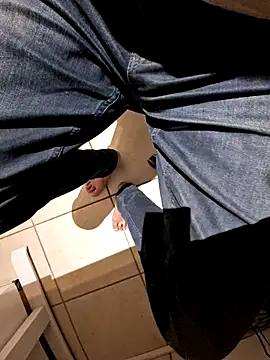 Snapshot of Lorent6969 chatting on November 28, 4:59 am Lorent6969 online show from November 28, 4:59 am