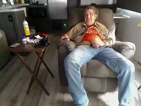 lateniter online show from January 7, 5:04 pm