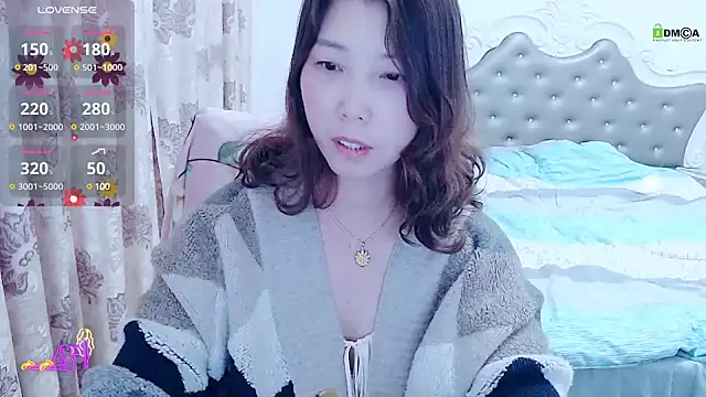 -Shirleyni  online show from March 18, 1:53 pm