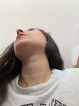 LittleDoll    online show from February 25, 1:43 pm