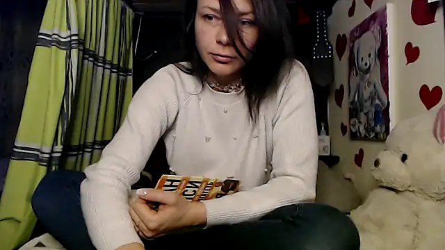 Snapshot of HarleyQuinn_69 chatting on February 2, 11:32 pm HarleyQuinn 69 online show from February 2, 11:32 pm