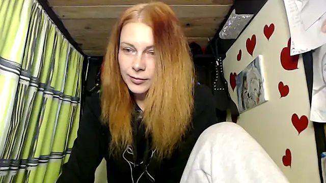 Snapshot of HarleyQuinn_69 chatting on September 21, 2:51 pm HarleyQuinn 69 online show from September 21, 2:51 pm