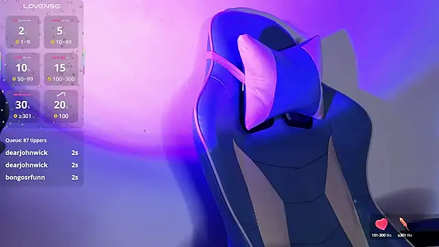 Snapshot of ashley_brend chatting on March 9, 1:04 pm ashley brend online show from March 9, 1:04 pm