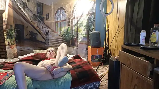 PropertyAndBiker online show from March 10, 8:45 pm