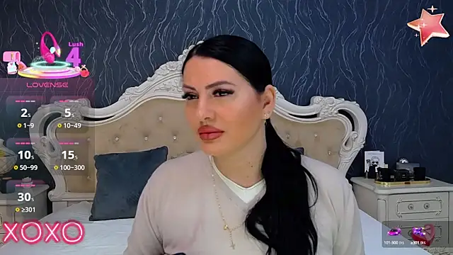 Lauren Saint online show from February 18, 8:27 am