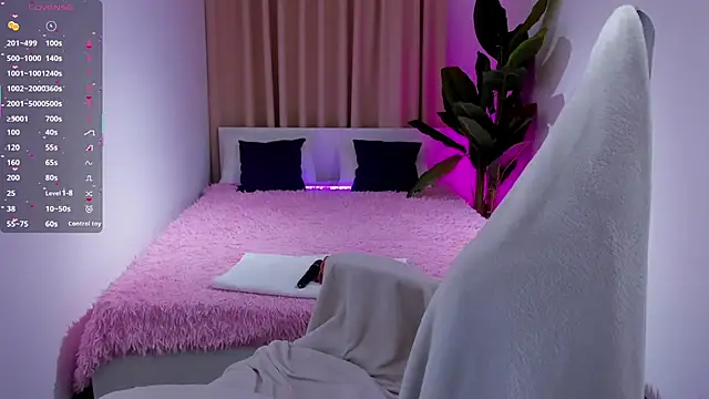 SheilaRyan online show from February 25, 11:08 am