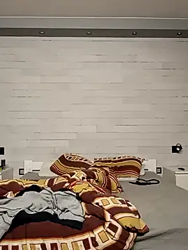 Snapshot of Piter9023 chatting on December 11, 4:53 pm Piter9023 online show from December 11, 4:53 pm