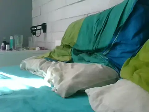 Snapshot of Piter9023 chatting on September 21, 9:55 am Piter9023 online show from September 21, 9:55 am