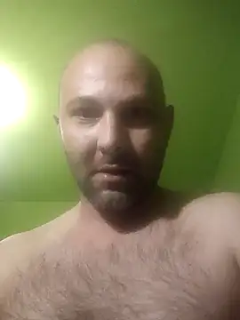 Snapshot of Piter9023 chatting on October 29, 6:20 pm Piter9023 online show from October 29, 6:20 pm