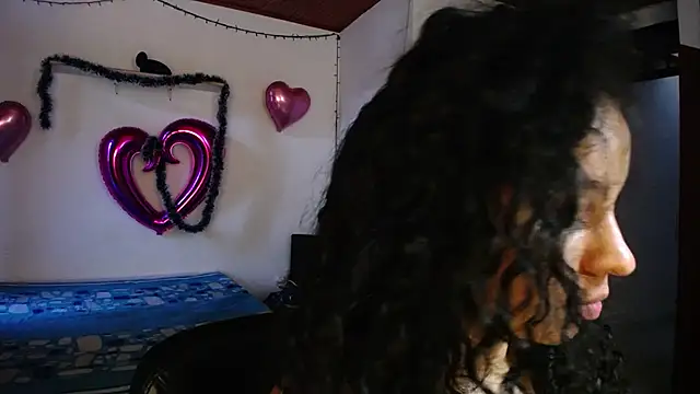 Mr MrsCurie online show from December 7, 10:28 pm