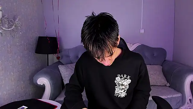 CalvinOwens online show from February 8, 3:52 am