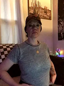 SidneyRaee online show from November 18, 4:44 pm