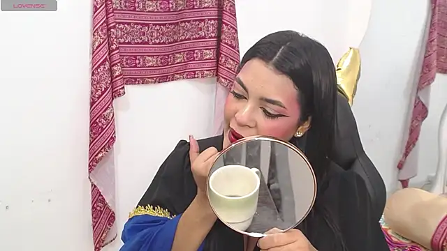 lakshmiraniii online show from October 27, 11:58 am