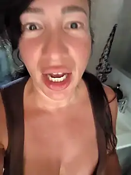 Snapshot of TheGoddessBianca chatting on September 29, 10:09 am TheGoddessBianca online show from September 29, 10:09 am