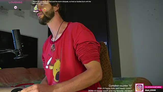 just maxii online show from January 14, 11:58 pm