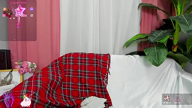 jessica tiny online show from March 4, 1:01 am