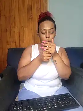 Snapshot of indian_hotty_jus4fun chatting on December 13, 9:13 am indian hotty jus4fun online show from December 13, 9:13 am