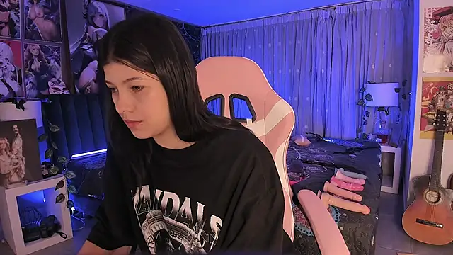 LanaKyutt online show from January 30, 1:00 am