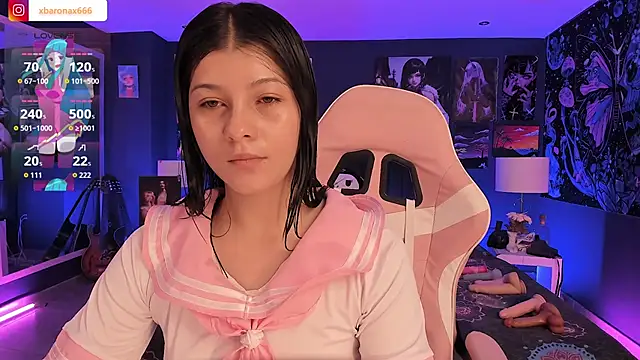 LanaKyutt online show from October 18, 12:28 pm