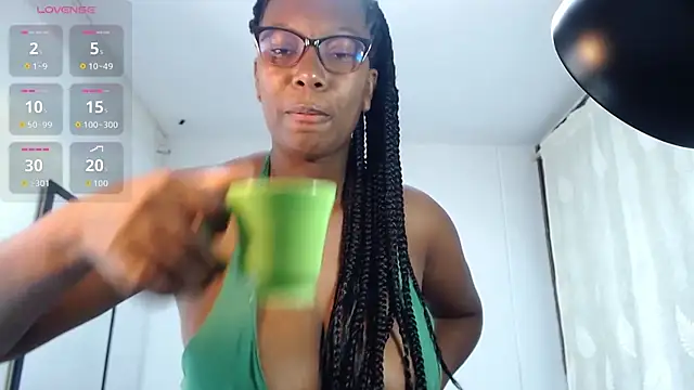 Sara Marks online show from April 13, 11:37 am