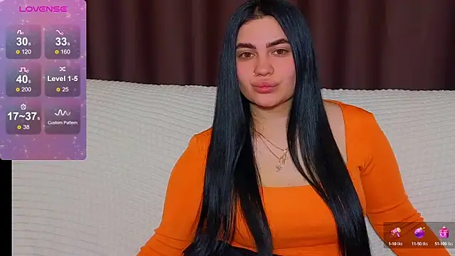 Nikki Kardashian online show from February 11, 1:31 am