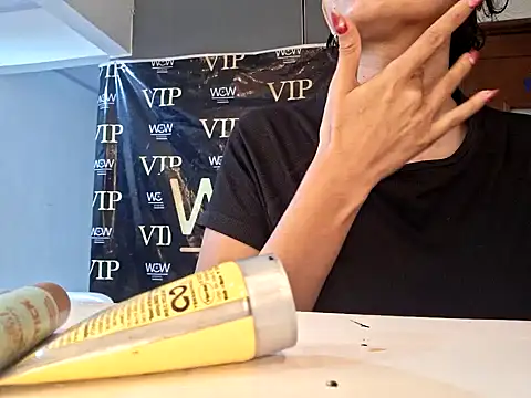 Snapshot of _frida1 chatting on February 26, 12:47 pm frida1 online show from February 26, 12:47 pm