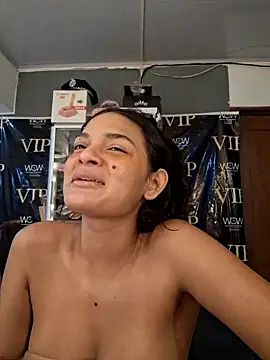 Snapshot of _frida1 chatting on March 5, 12:22 pm frida1 online show from March 5, 12:22 pm