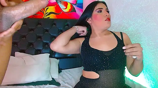 Snapshot of ray_and_666 chatting on November 9, 9:13 pm ray and 666 online show from November 9, 9:13 pm