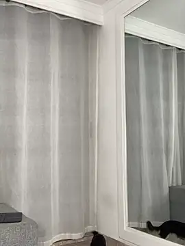 Snapshot of ImAlicee chatting on February 12, 3:51 am ImAlicee online show from February 12, 3:51 am