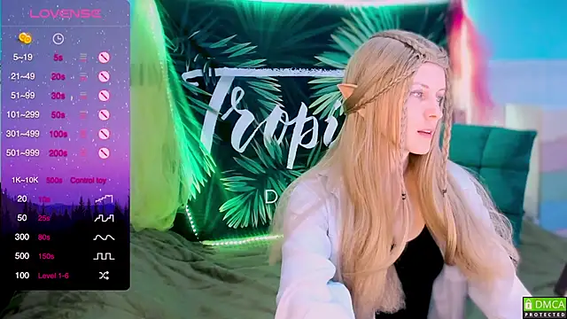 Snapshot of Flash_Summer chatting on December 16, 2:15 am Flash Summer online show from December 16, 2:15 am