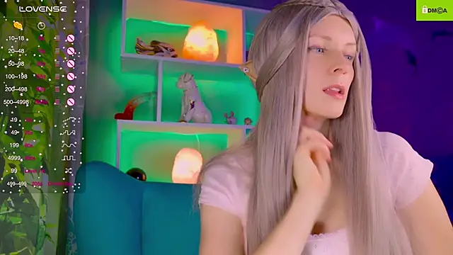 Snapshot of Flash_Summer chatting on October 19, 12:44 am Flash Summer online show from October 19, 12:44 am